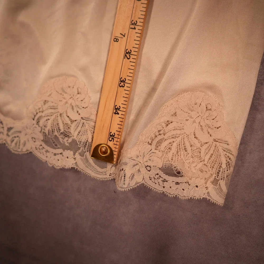 Vintage Triumph Full Slip Dress Beige Lace Shapewear 34A Vintage Coquette Bridal